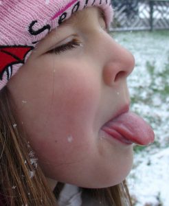 Imagen que muestra una lengua para representar el síndrome del acento extranjero