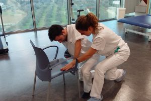Pautas de actuación del Instituto de Rehabilitación Neurológica de Hospitales vithas para que la persona hemipléjica pueda levantarse tras una caída