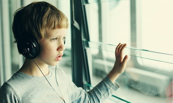 Recomendaciones para que las personas con autismo que sufren hipersensibilidad auditiva puedan pasar unas Fallas tranquilas
