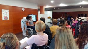 La sensación de recuperación que experimentan nuestros pacientes con lesión cerebral es mayor en la medida en que son capaces de volver a ser partícipes de una vida social plena