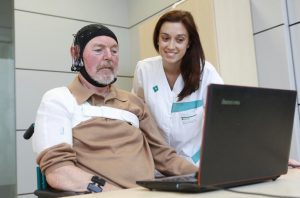 MIMIC proporcionará estimulación multimodal, que incluirá tDCS y estimulación multisensorial, de manera activa