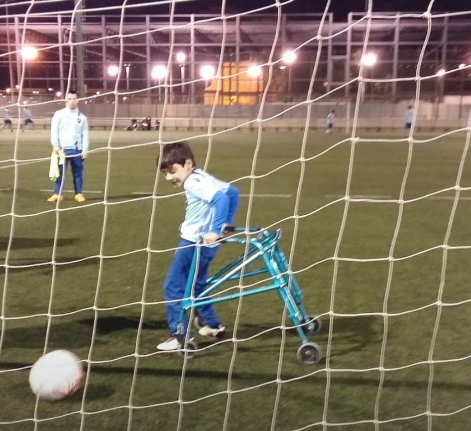 La mirada de Llorenç: "Le llaman Andreu, futbolista de eterna sonrisa" Andreu entrenament La mirada de Llorenç: "Le llaman Andreu, futbolista de eterna sonrisa"