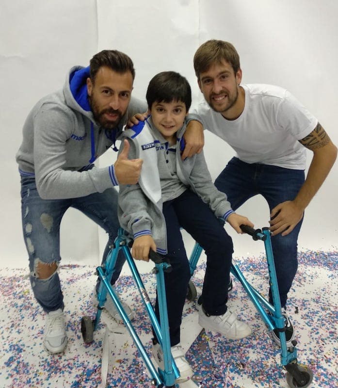 La mirada de Llorenç: "Le llaman Andreu, futbolista de eterna sonrisa" Andreu y jugadores del Levante La mirada de Llorenç: "Le llaman Andreu, futbolista de eterna sonrisa"