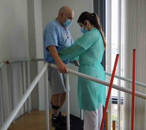 Programa específico de neurorrehabilitación del síndrome post-UCI causado por elCovid19 busca recuperar las diferentes secuelas motoras y cognitivas en el menor tiempo posible.