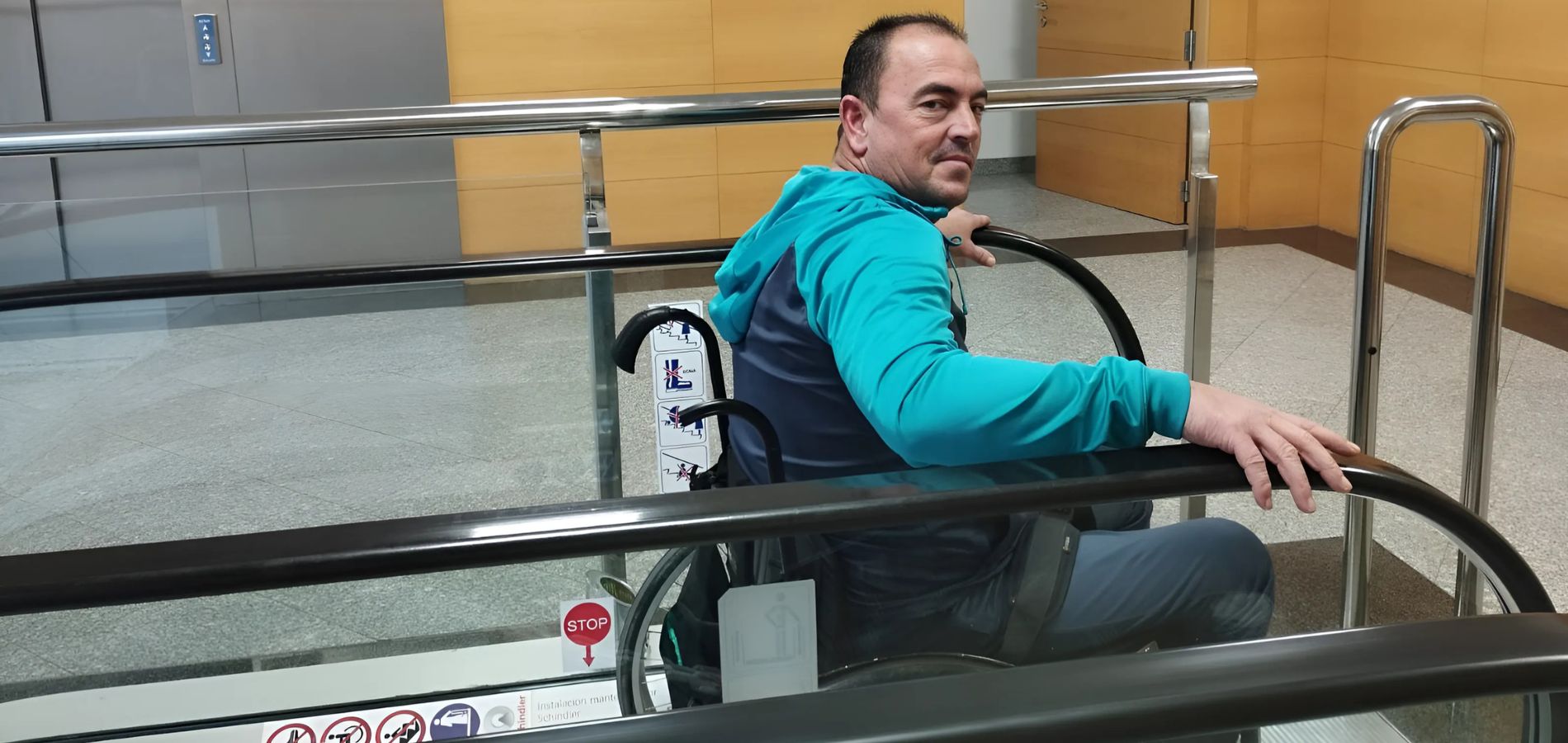 Sesión de neurorrehabilitación de uno de los pacientes con lesión medular de nuestro centro de Irenea en Vithas Sevilla